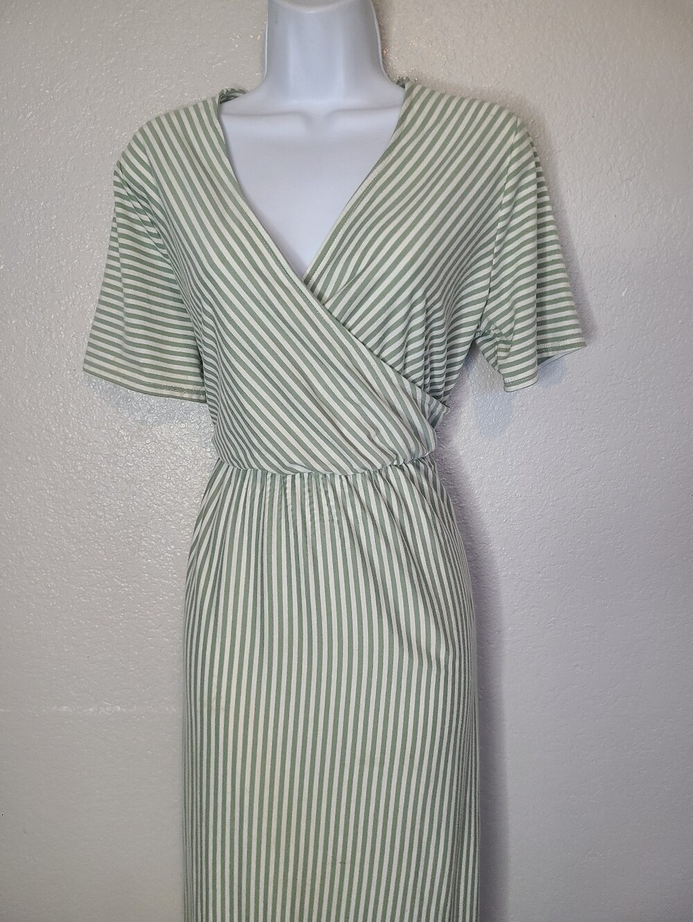Ces Femme Striped Sage Green & Cream Mock Wrap Maxi Dress V Neck Short Sleeve - Picture 2 of 6